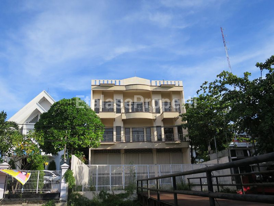 Foto properti MURAH, Raya Kendangsari Industri Jalan Double Way 5