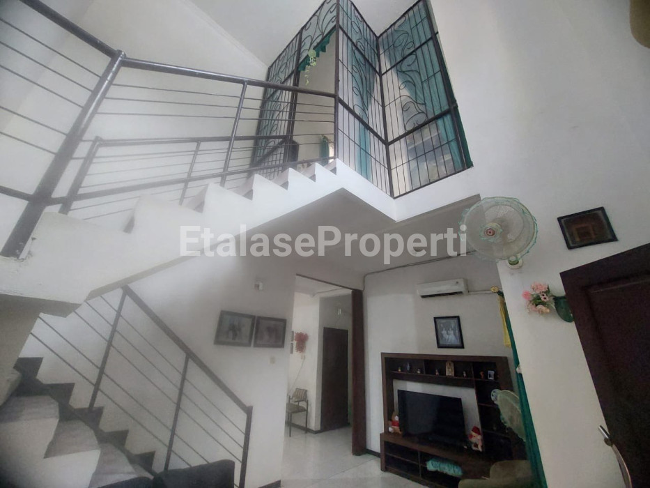 Foto properti Rumah Dijual Di Babatan Pilang Wiyung Surabaya Barat 9