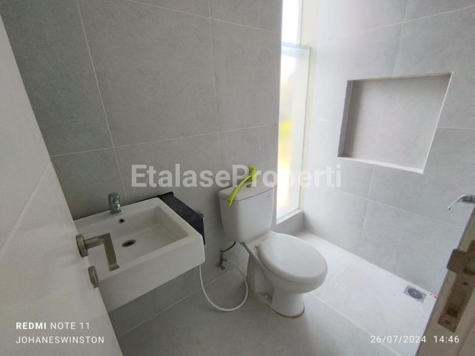 Foto properti Rumah Dijual Di Northwest Park Citraland Surabaya Barat 5