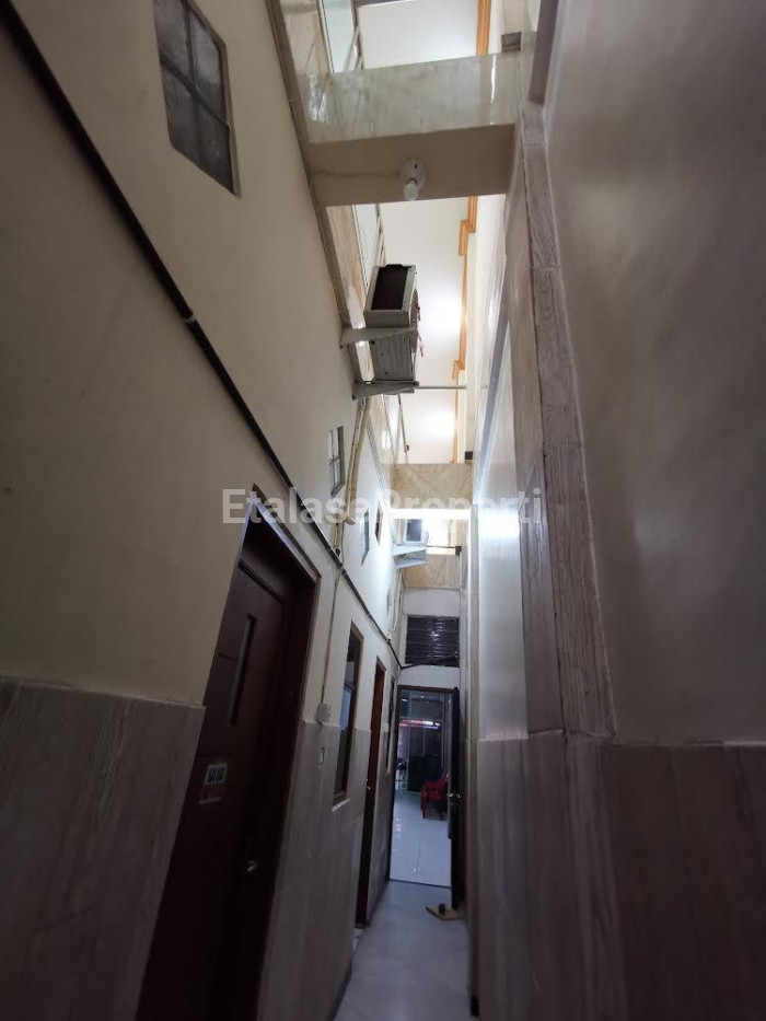 Foto properti Ruko Disewakan Di Jl Mojopahit Mojokerto 6