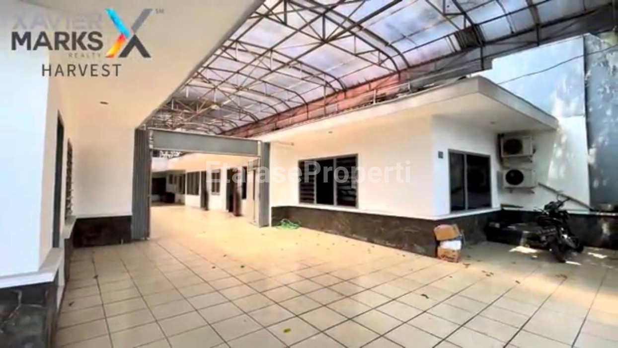Foto properti Rumah Dijual Di Nol Jalan Raya Pandegiling Surabaya 5