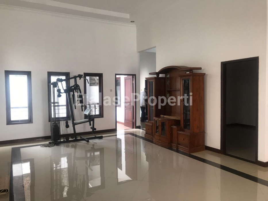 Foto properti Dijual Rumah Siap Huni WAGE, Sidoarjo  Lokasi Ramai, Strategis, Dekat Bandara, Terminal, Pasar / Pusat Bisnis, Sekolah, Rumah Sakit, Dll 3