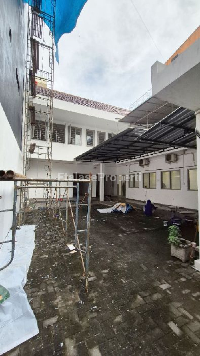 Foto properti Disewakan Tempat Usaha Raya Ambengan Lokasi Strategis 4
