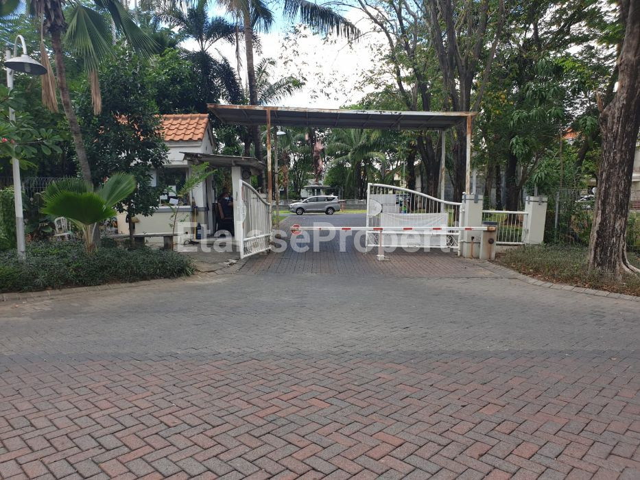 Foto properti DI JUAL / DI SEWA RUMAH VILLA SENTRA RAYA 8