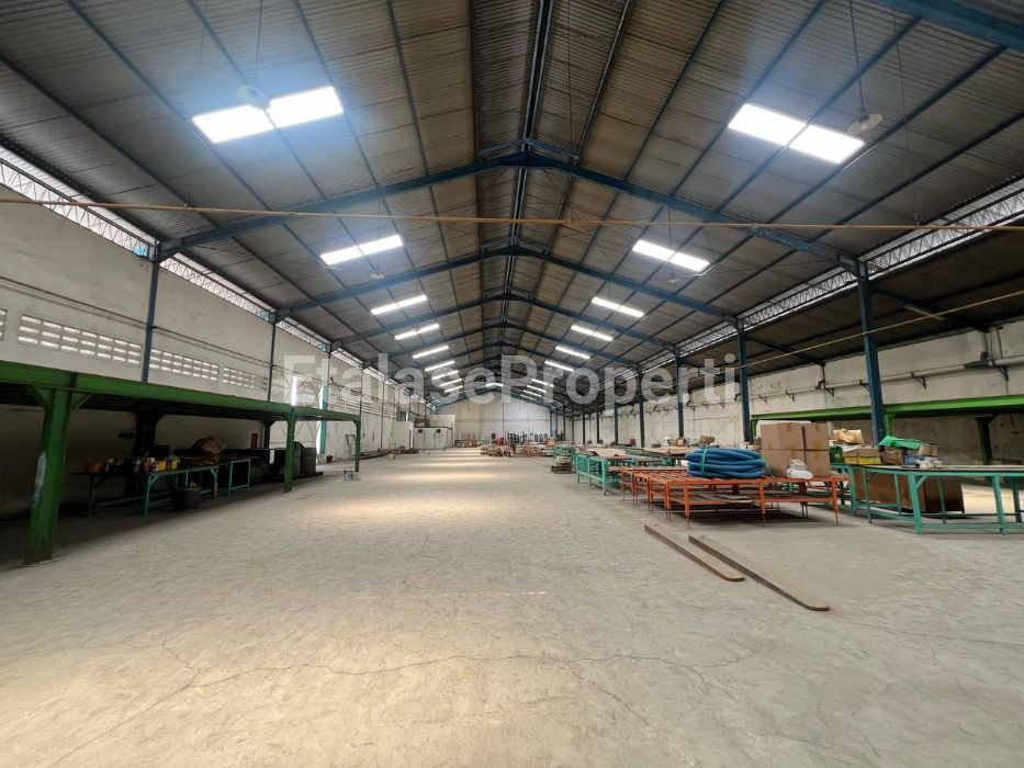 Foto properti Disewakan  GUDANG MARGOMULYO 3