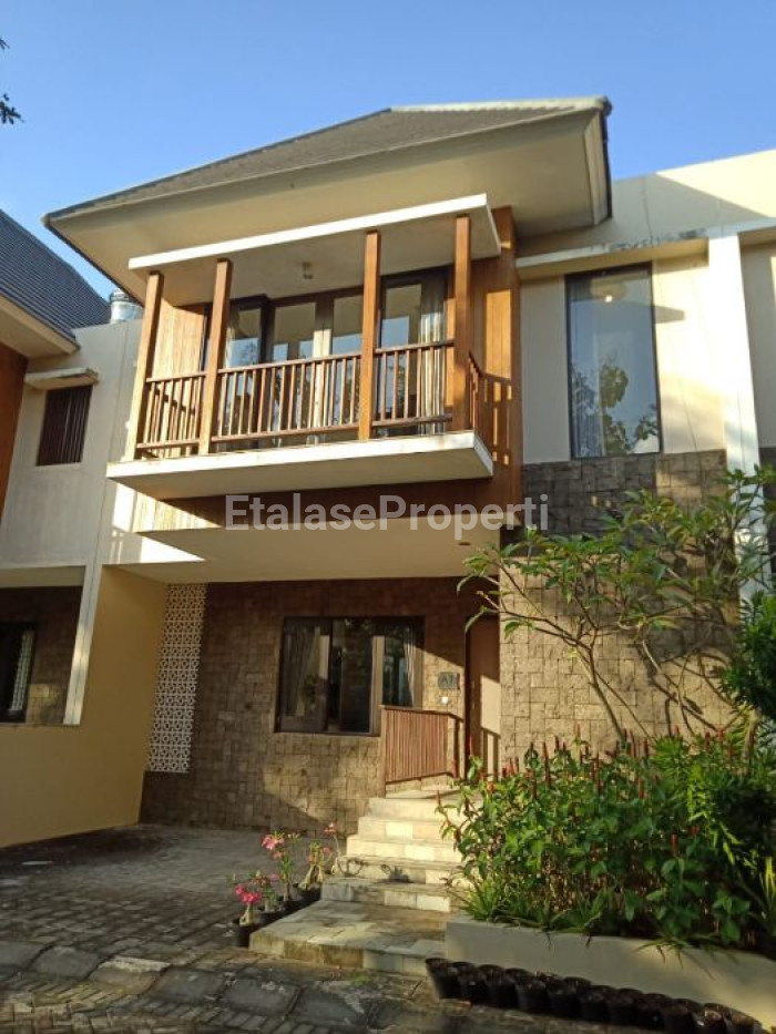 Foto properti Villa Modern Minimalis Siap Huni Newland Bali Full Furnished 1