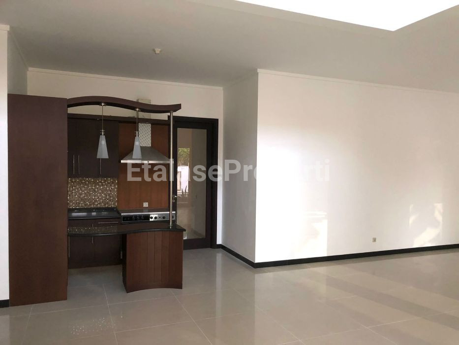 Foto properti Rumah Diamond Hill, Citraland 7