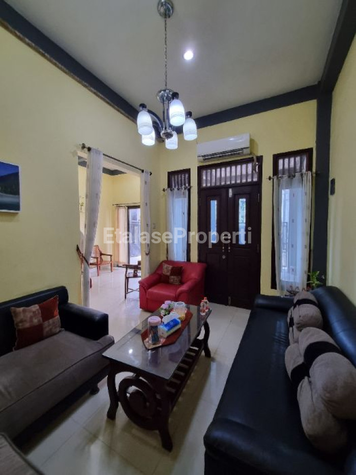 Foto properti Dijual Rumah Murah 2 Lantai  Di Perumahan Kepuh Permai, Waru, Sidoarjo. 2