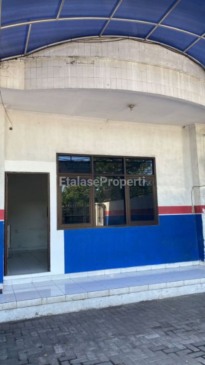 Foto properti Disewakan Tempat Usaha Raya Kenjeran Cocok Untuk Kantor Klinik 1