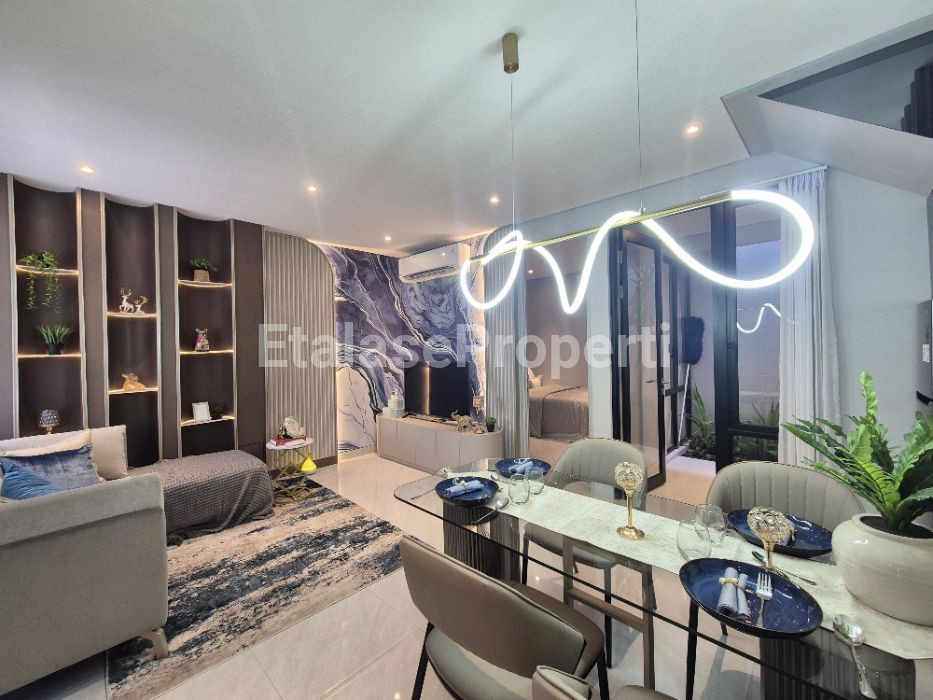 Foto properti Dijual Rumah Cantik Di Grand Island Pakuwon City 2