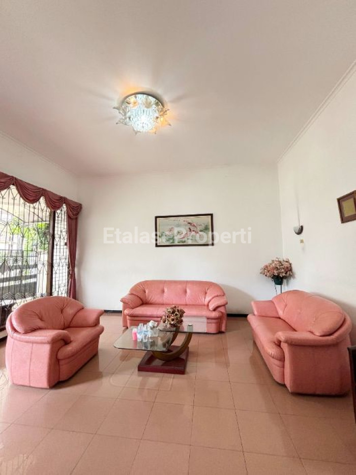 Foto properti Dijual Rumah Vila Kalijudan Indah Dharmahusada MERR 1