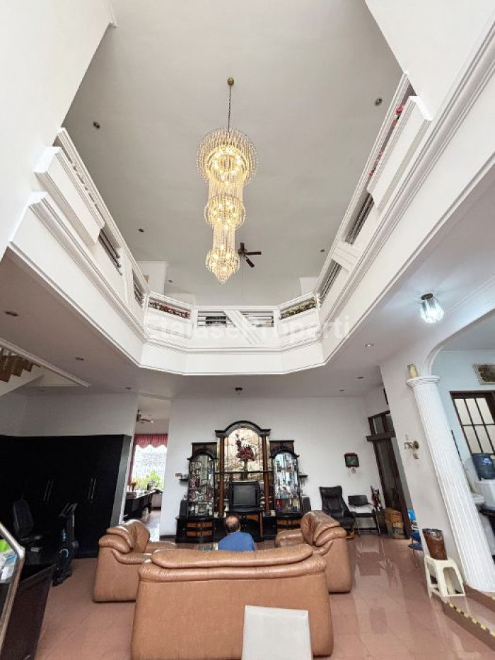 Foto properti Dijual Rumah Vila Kalijudan Indah Dharmahusada MERR 4