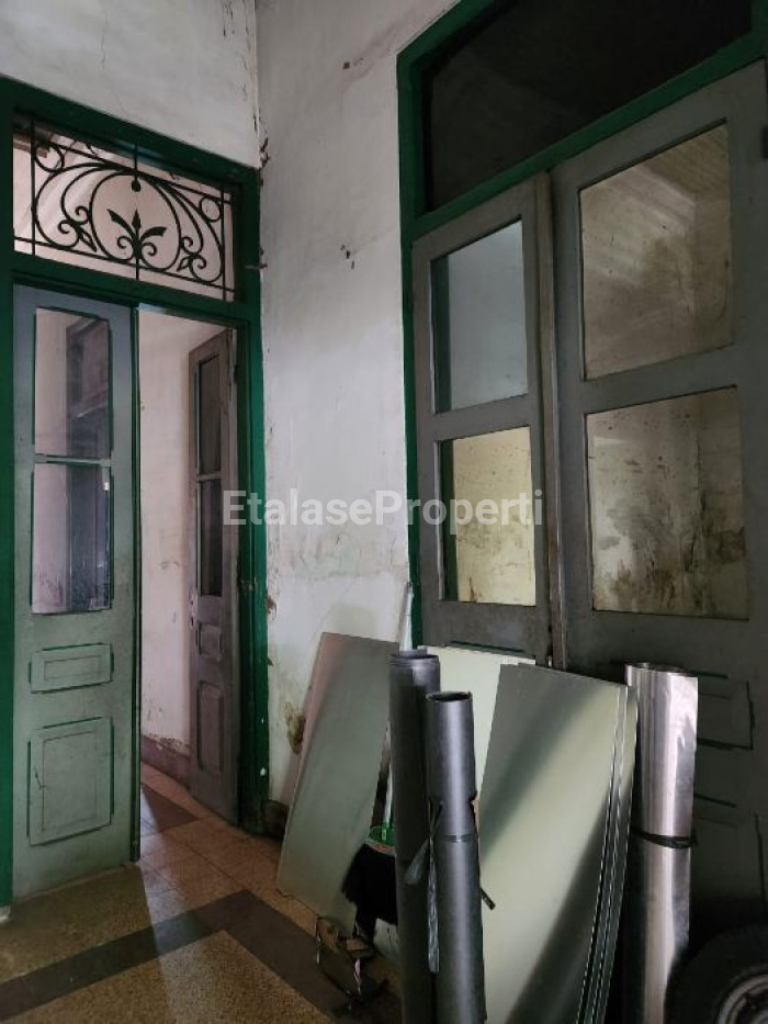 Foto properti Komersiil Strategis ‼ Surabaya Pusat Kota Jalan Raya Arjuna 8