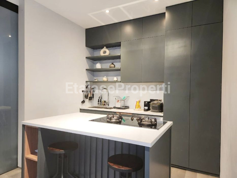 Foto properti Jual Cepat Rumah Di Crystal Golf Citraland Utama Lokasi Depan Dekat Patung Merlion 8