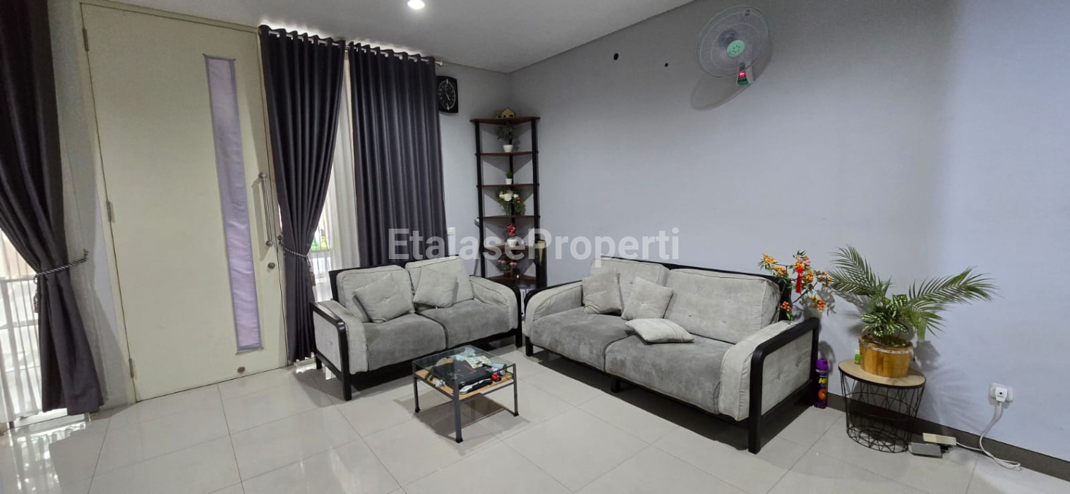 Foto properti Dijual Rumah Di Citraland The Greenlake 3