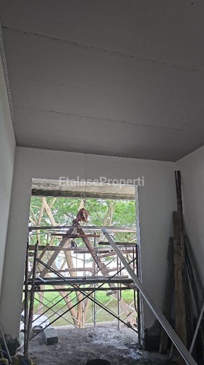 Foto properti Dijual :  Northwest Lake Jalan Raya 4