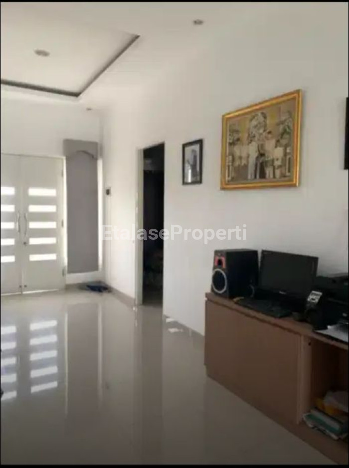 Foto properti Dijual Cepat Rumah Siap Huni Di Kertajaya Indah Regency 2