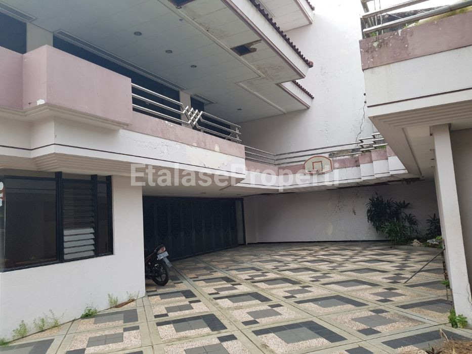 Foto properti *PRIME LOCATION!! Komersial Terbaik!! Dijual / Disewakan Rumah Sebelah Galaxy Mall 3* 5