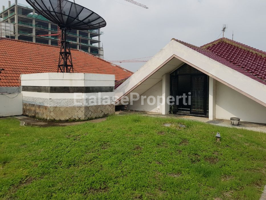 Foto properti *PRIME LOCATION!! Komersial Terbaik!! Dijual / Disewakan Rumah Sebelah Galaxy Mall 3* 8