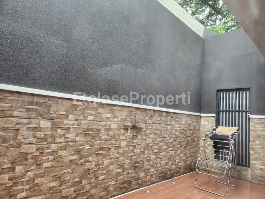 Foto properti Rumah Full Furnish Cocok Untuk Expath  Mewah Estetik Crystal Golf Citraland 7