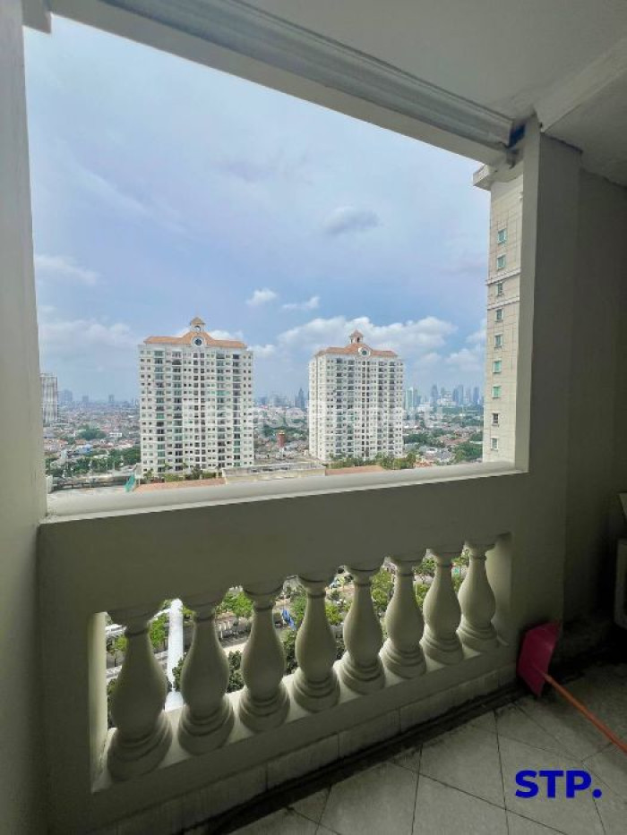 Foto properti Apartemen The Belleza Permata Hijau 1 Bedroom Furnished 8