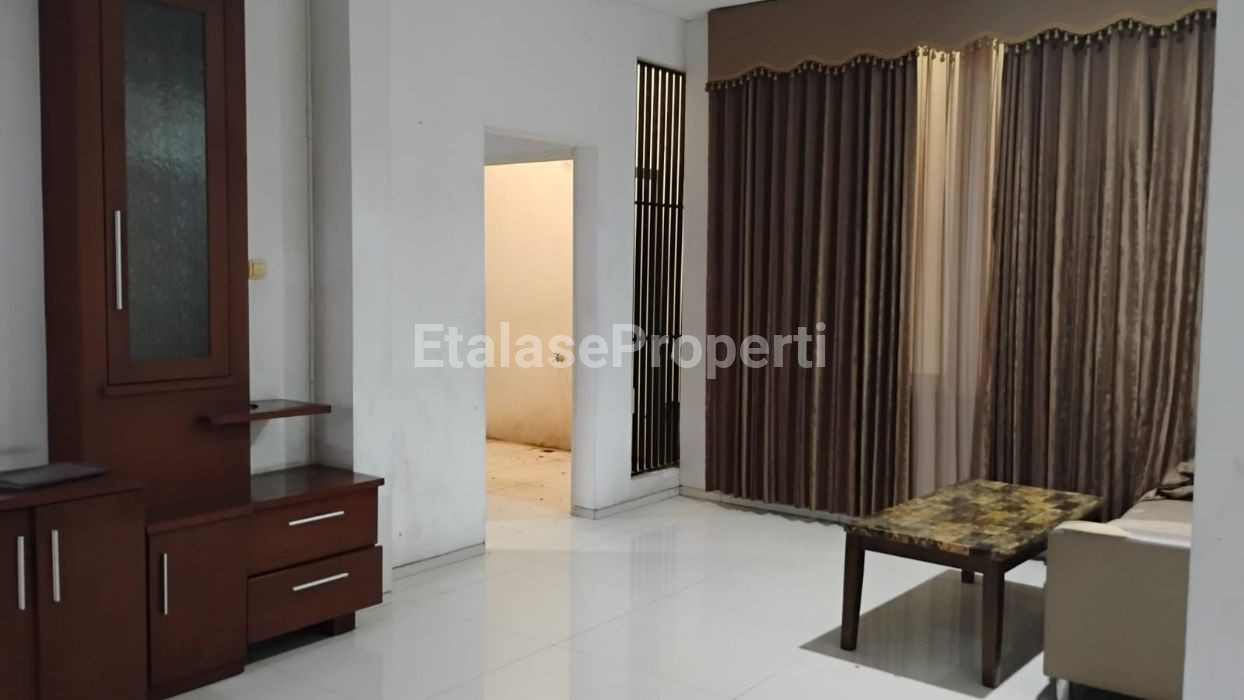 Foto properti JUAL RUMAH SIAP HUNI BERLOKASI DI THE GAYUNGAN, SURABAYA SELATAN. 4