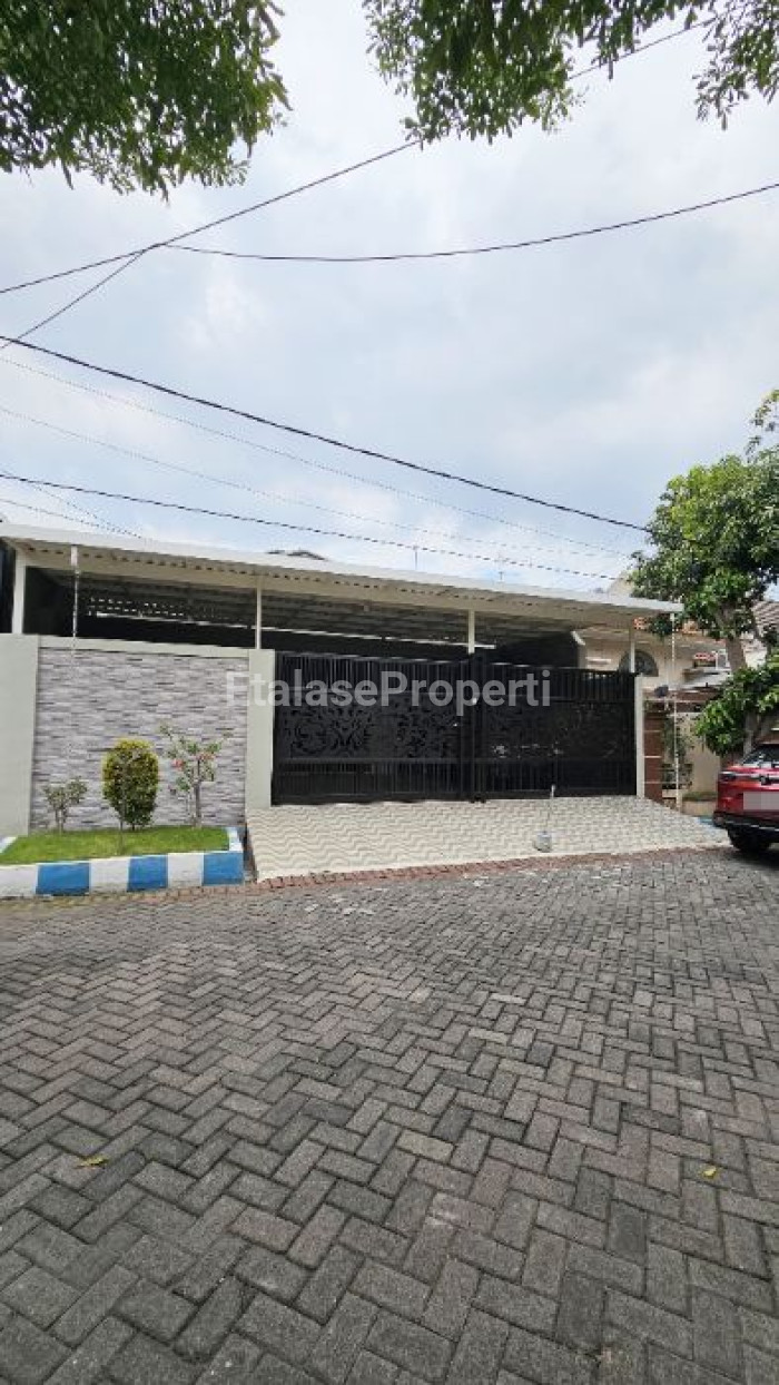Foto properti Rumah Cantik Manyar Jaya Full Furnished Siap Huni 1
