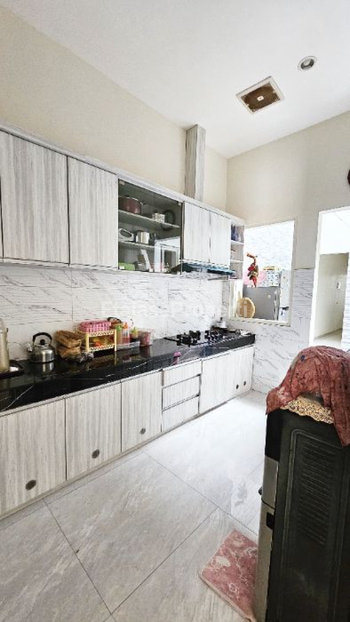 Foto properti Rumah Cantik Manyar Jaya Full Furnished Siap Huni 3