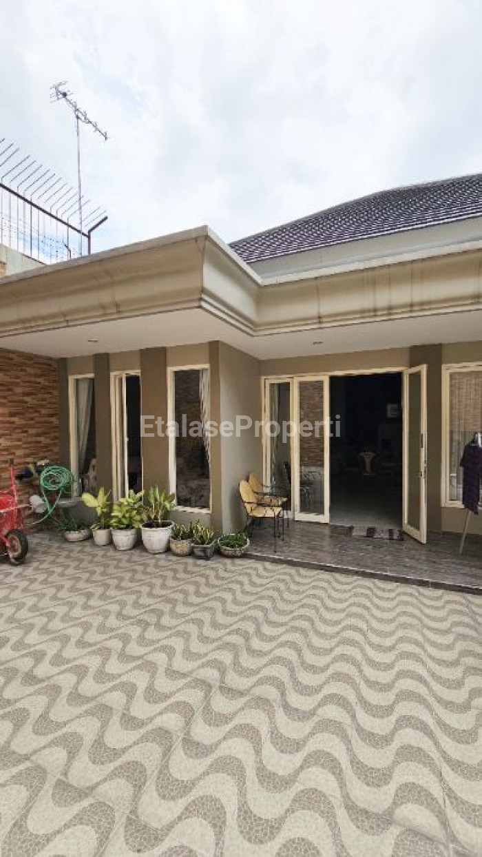 Foto properti Rumah Cantik Manyar Jaya Full Furnished Siap Huni 5