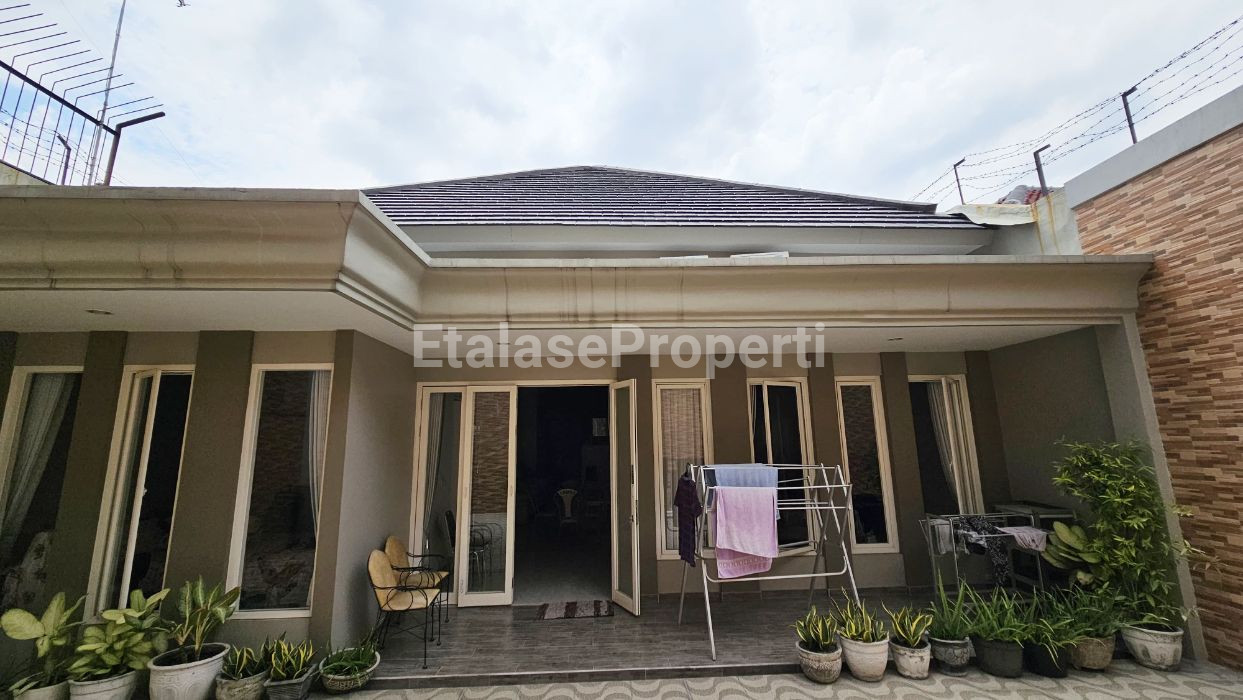 Foto properti Rumah Cantik Manyar Jaya Full Furnished Siap Huni 8
