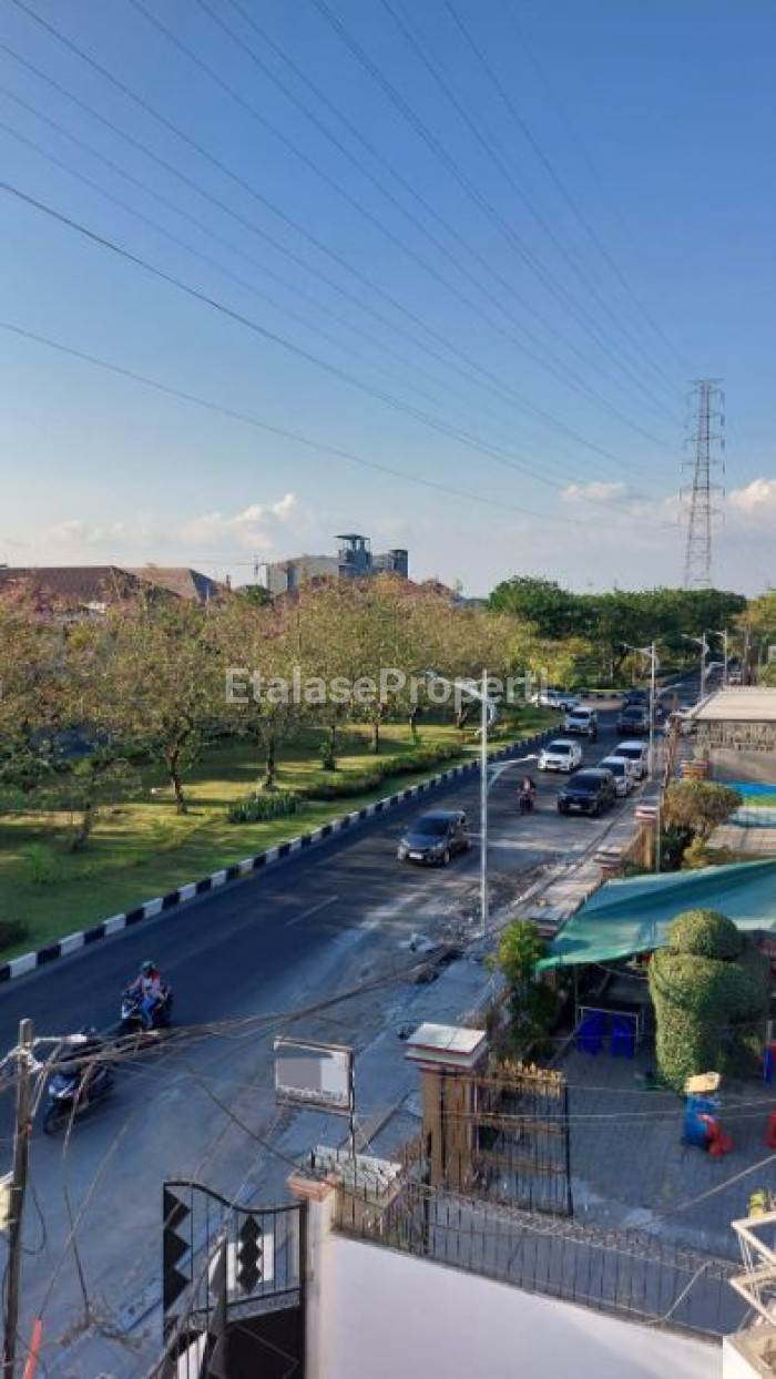 Foto properti Disewakan Lokasi Komersial Raya Dharmahusada Indah Cocok Untuk Usaha 5