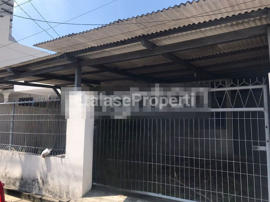 Foto properti Disewakan Rumah Simpang Darmo Permai Selatan Terawat Siap Huni 1