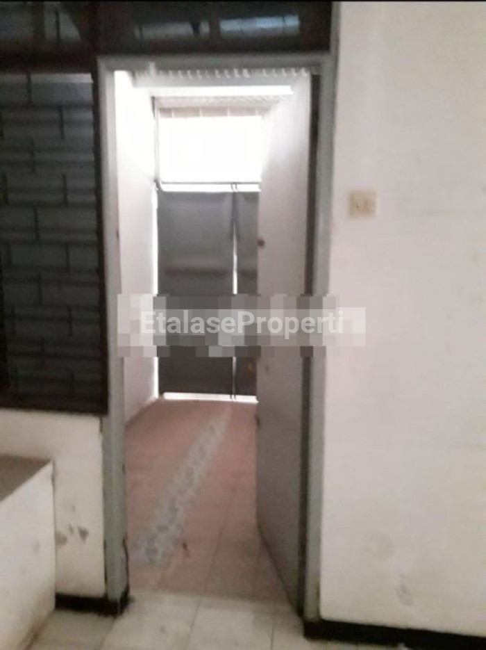 Foto properti Disewakan Rumah Simpang Darmo Permai Selatan Terawat Siap Huni 4