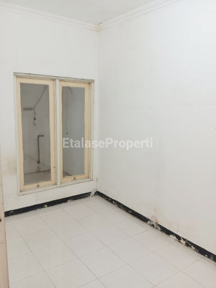 Foto properti Dijual Rumah Puri Gunung Anyar Regency Siap Huni 2 Lantai 3
