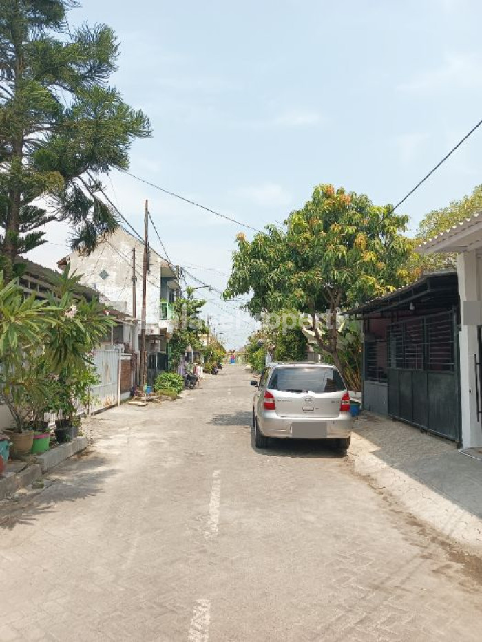 Foto properti Dijual Rumah Puri Gunung Anyar Regency Siap Huni 2 Lantai 8