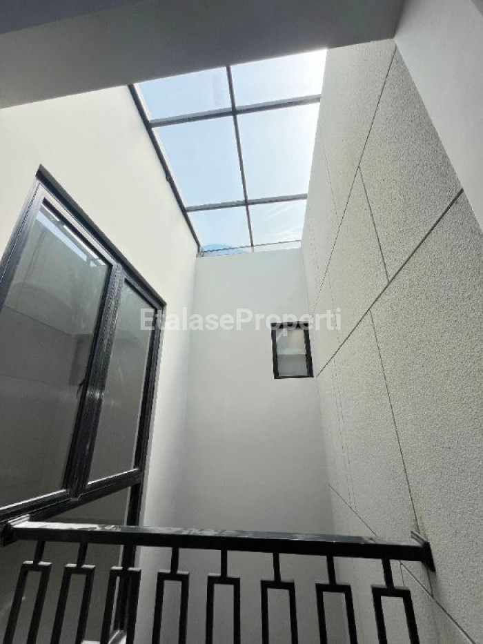 Foto properti Rumah Di Nirwana Eksekutif Blok BB Baru Gress Bagus Siap Huni 6