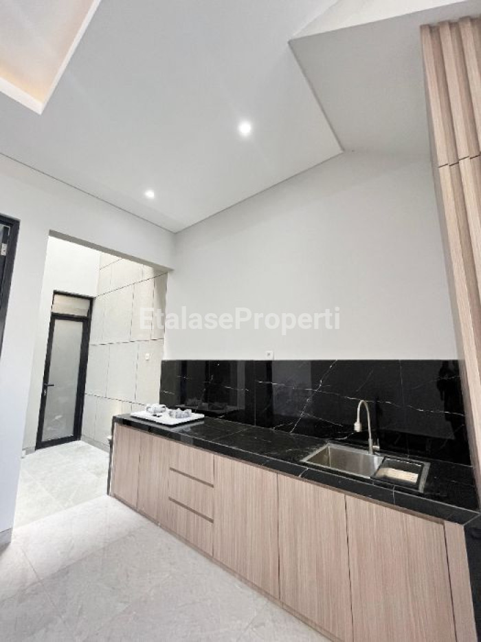 Foto properti Rumah Di Nirwana Eksekutif Blok BB Baru Gress Bagus Siap Huni 9