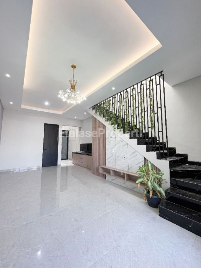 Foto properti Rumah Di Nirwana Eksekutif Blok BB Baru Gress Bagus Siap Huni 10
