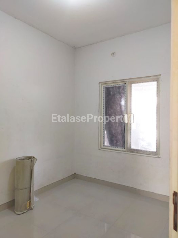 Foto properti Disewakan Rumah Di Nirwana Eksekutif Bersih Baru Renov 5