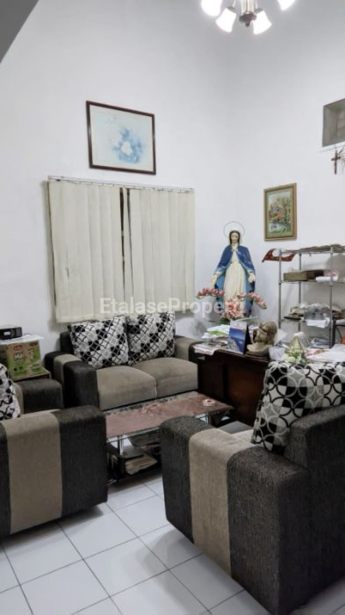 Foto properti Dijual Rumah Usaha Jl. Krembangan Barat Surabaya 3