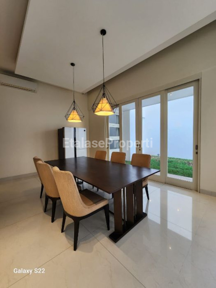 Foto properti Rumah Bagus Minimalis Modern Jemursari Timur Siap Huni 4