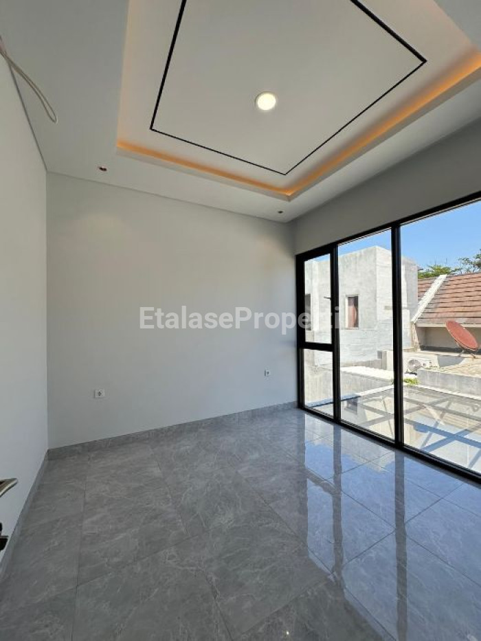 Foto properti *Dijual Rumah Baru Gress, Citraland The Greenlake* 6