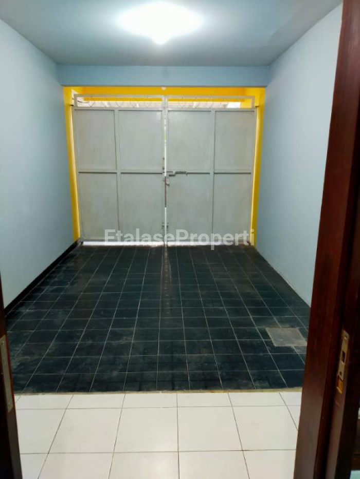 Foto properti Disewakan Rumah Di Manyar Tirtoyoso Utara Siap Huni 9