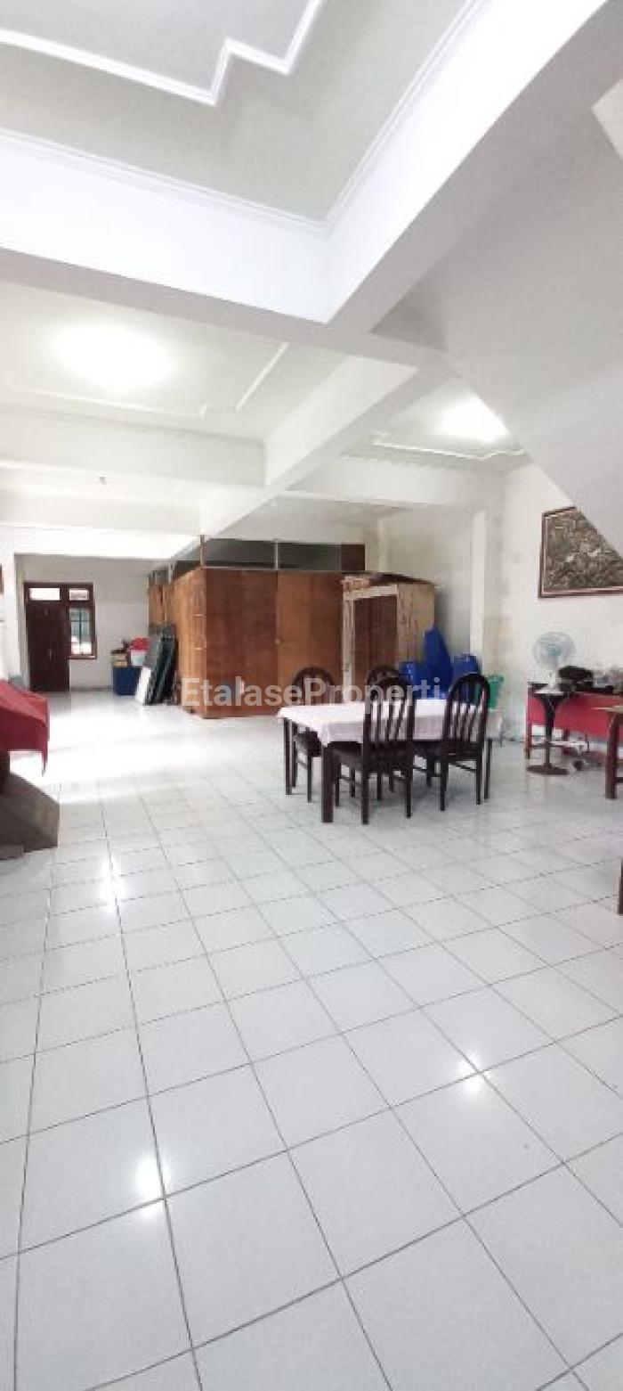 Foto properti Dijual Cepat Rumah Siap Huni Di Kutisari Selatan 6