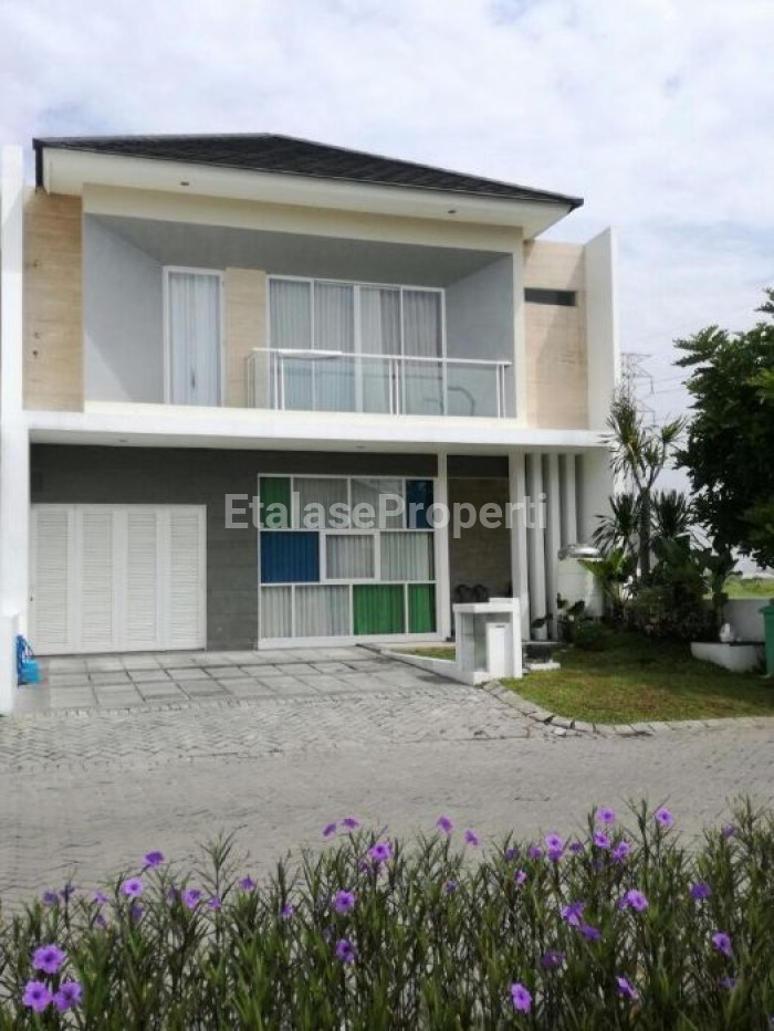 Foto properti Rumah Minimalis Royal Residence, Wiyung Surabaya Barat 1