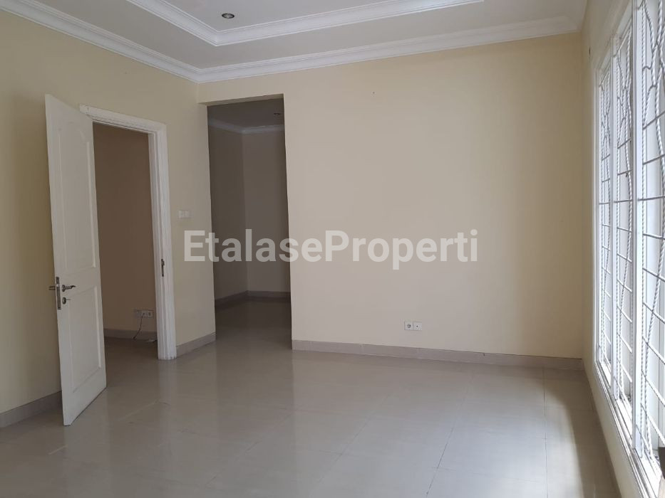 Foto properti Rumah Dijual Wisata Bukit Mas 2 WBM LUXEMBURG 4