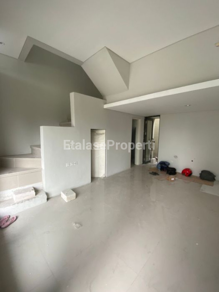 Foto properti SEWA Rumah  NORTHWEST CENTRAL (Citraland) - Surabaya 6