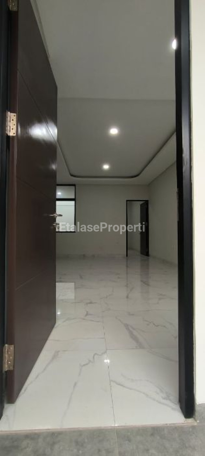 Foto properti Dijual Rumah Baru Minimalis Di Virgo 2