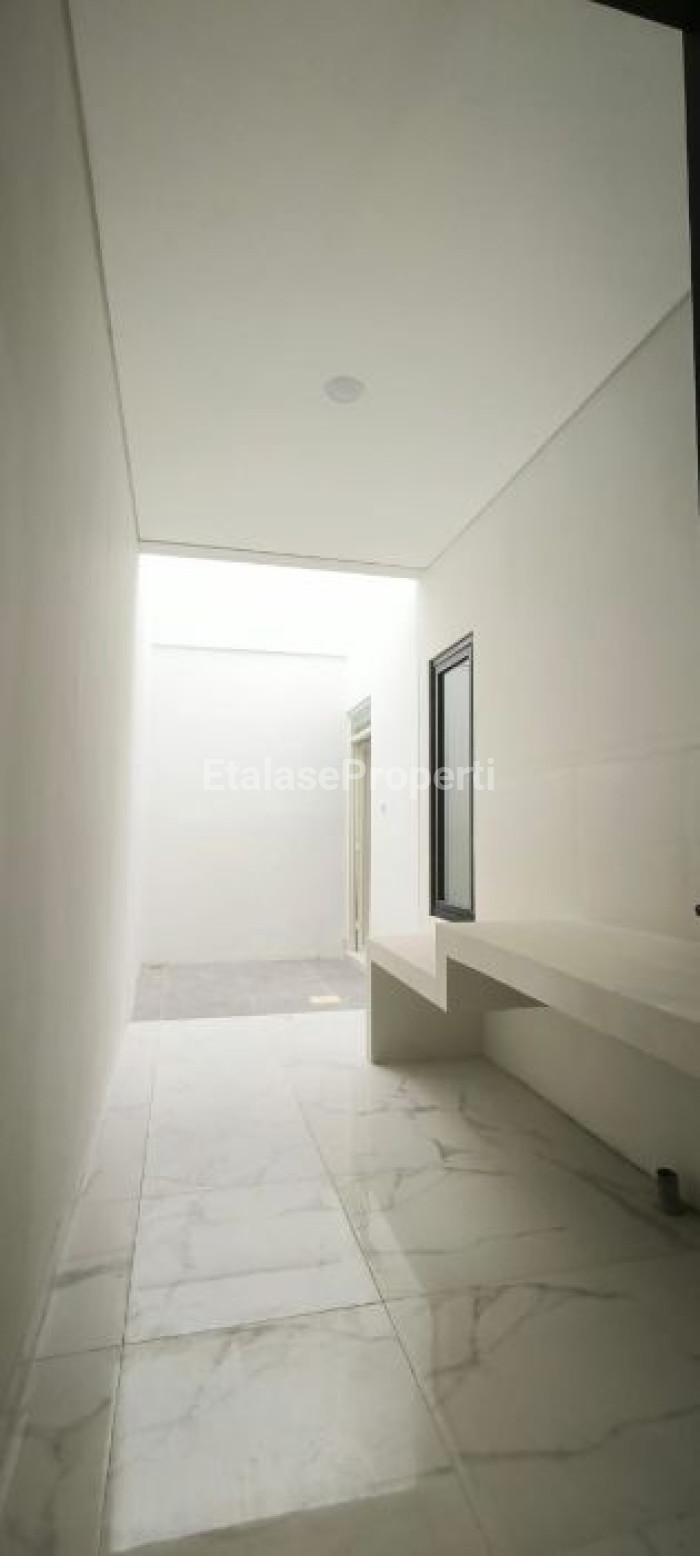Foto properti Dijual Rumah Baru Minimalis Di Virgo 4