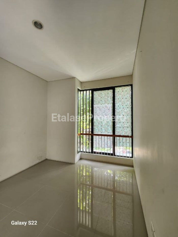 Foto properti Cluster Terdepan ‼️ Disewakan Rumah Northwest Lake 9